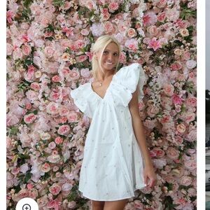 Em’s trends boutique size small (sold out online!)